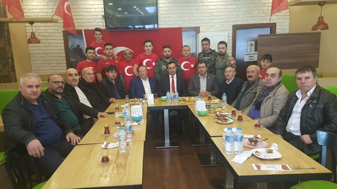 Çorumlu Simitçiden Mehmetçiğe Destek