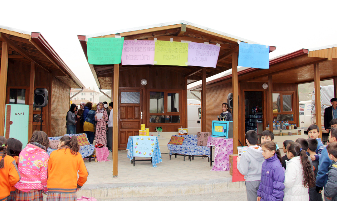 Öğrenciler Dolandırıcılığa Dikkat Çektiler