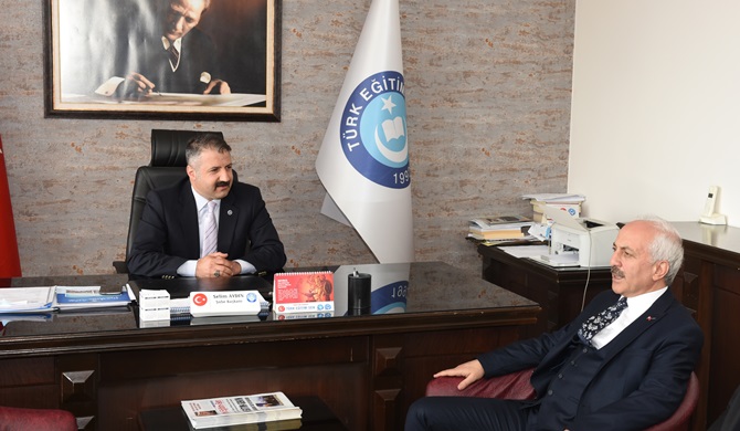 Başkan Gül’den Kamu-Sen’e Ziyaret