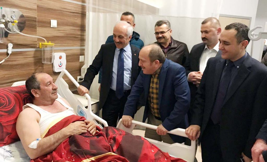 Karadağ ve Gül’den Hastalara Moral