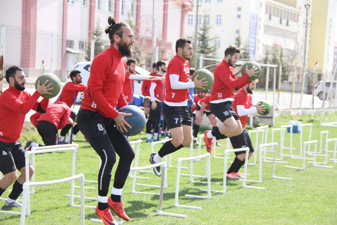 Payasa Bileniyorlar