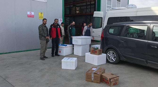 Yiyecekler Mehmetçiğe Ulaştırıldı