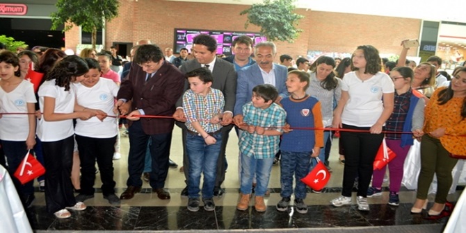 Özel Öğrencilerden Özel Sergi