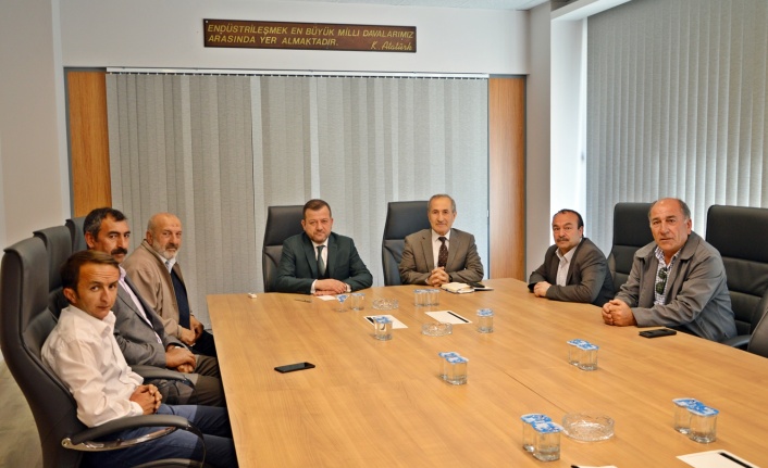 ‘Siyasete Her Zaman Mesafeliyiz’