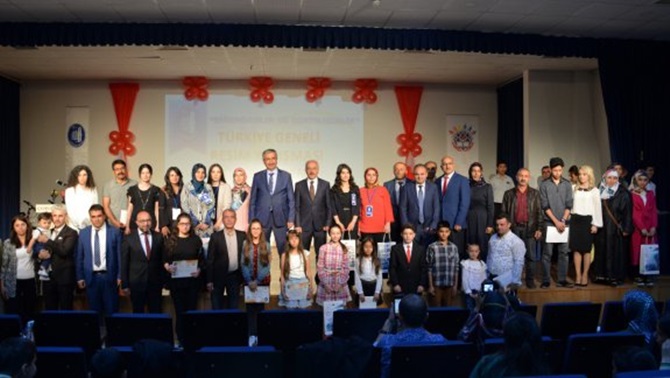 Resim Yarışması Birincileri Ödüllerini Aldı