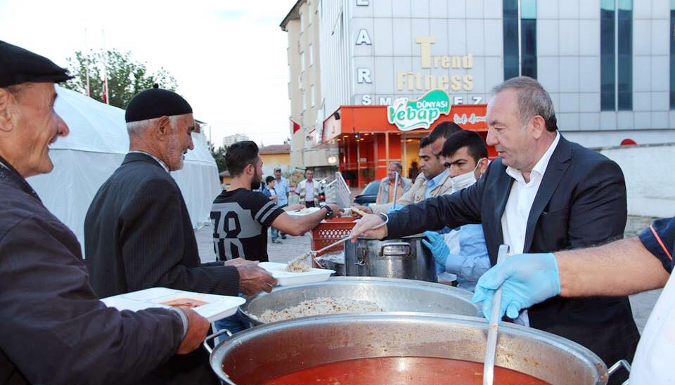 Sungurlu İlk İftarını Yaptı