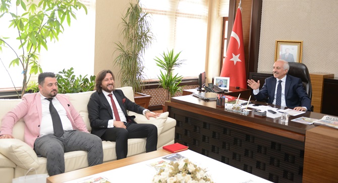 Onursal Başkanlarını Ziyaret Ettiler