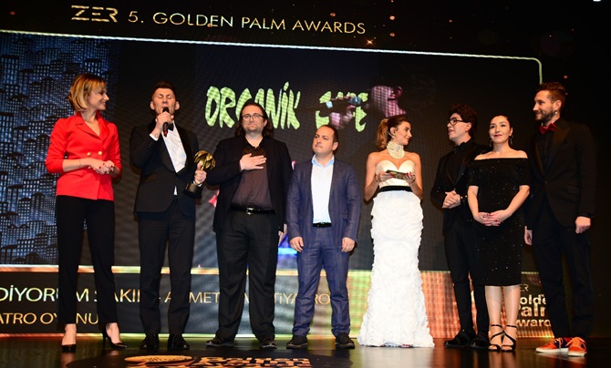 Çorumlu Arıkoğlu’na “Yılın Tiyatro Oyunu” Ödülü