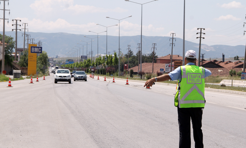 Çorum’da Bayram Trafiğine Sıkı Denetim