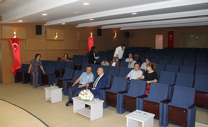 Vali Yardımcısından Memura Fırça