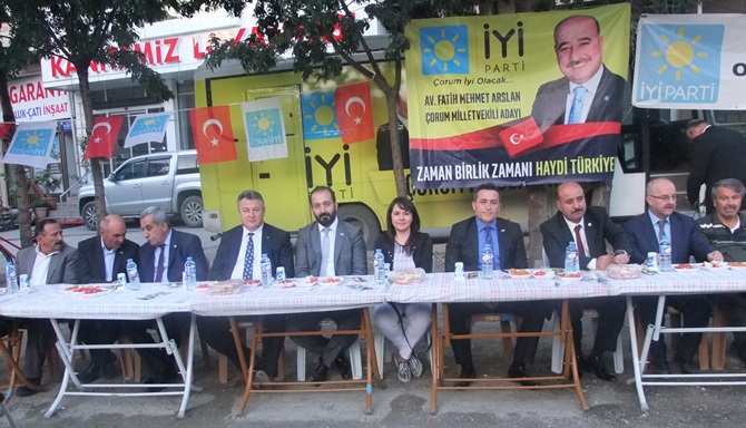 İYİ Parti, Osmancık’ta Meydana Sığmadı