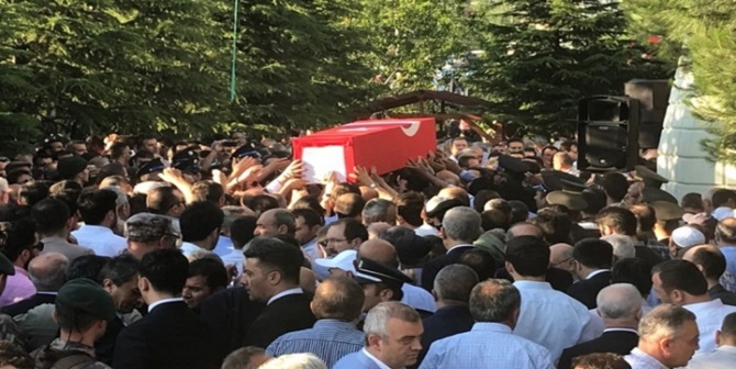 Şehit Uslu Caminin Avlusuna Defnedildi