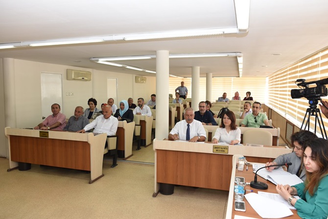 Mecliste Sandalye Sayısı Artıyor