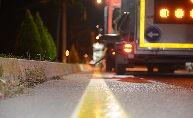 Yol Çizgileri Yenileniyor