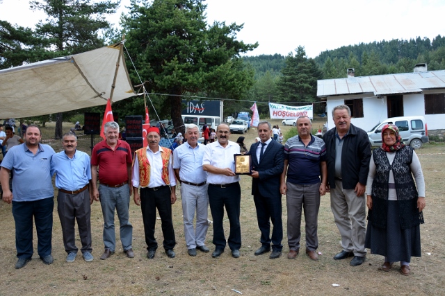 Başkan Şen’e Plaket Yağdı