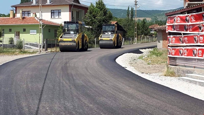 Kurusaray Köyü’nün Yolu Asfaltlandı