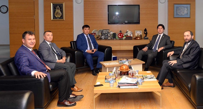 Yessenov Üniversitesi’nden Ziyaret