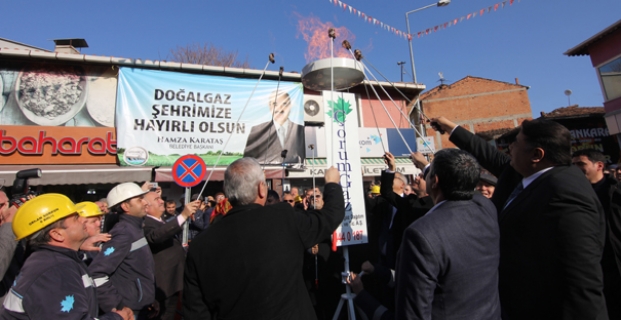 11 Ayda 5 Bin Haneye Doğalgaz Verildi