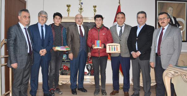 Osmancık’ta Seri Ahşap Oyuncak Üretimi