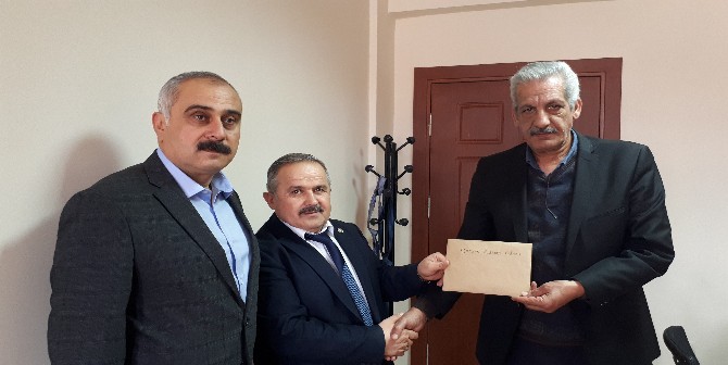 Mehmet Sayan Mazbatayı Aldı