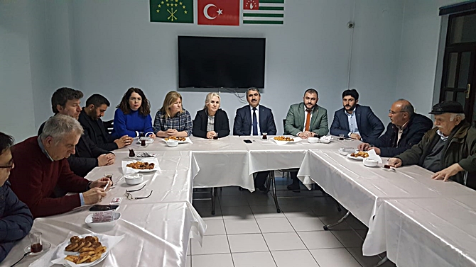 Kurt, ” STK’lar Bizim İçin Önemli’