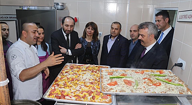 Rektör Glutensiz Mutfakta