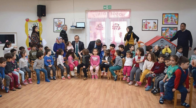 Minikler, Hacivat ve Karagöz’e Hayran Kaldı