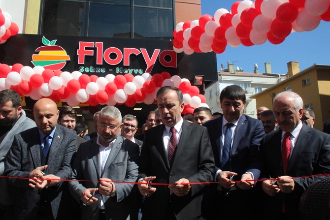 Florya Sebze-Meyve Hizmete Açıldı