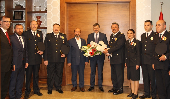 Polislerden Vali Çiftçi’ye Ziyaret
