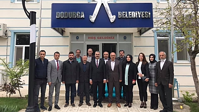 Ahlatcı, Belediye Başkanlarını Kutladı