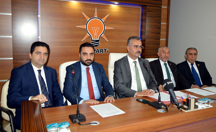 Ahlatcı, “Vatandaş Bizden Hizmet Bekliyor”