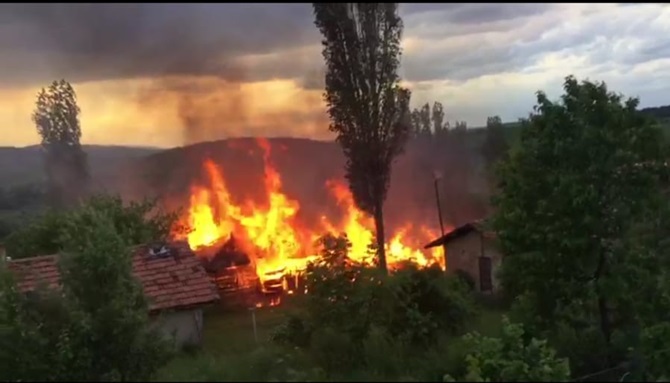 Çorum’da 4 Ev Yandı