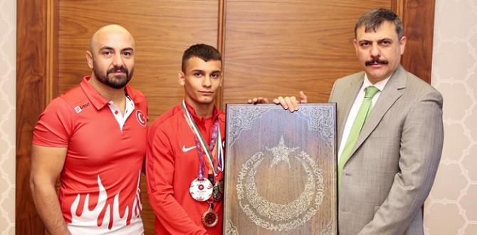 “Nazar Ayeti Hediye Etti”