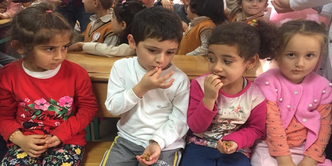 Aşıklılı Çocuklar Leblebi ile Tanıştı