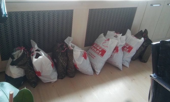 Hayırseverlerden 150 Öğrenciye Giyim Yardımı