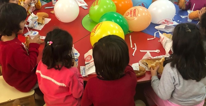 Merkez Döner’den İyilik Zinciri