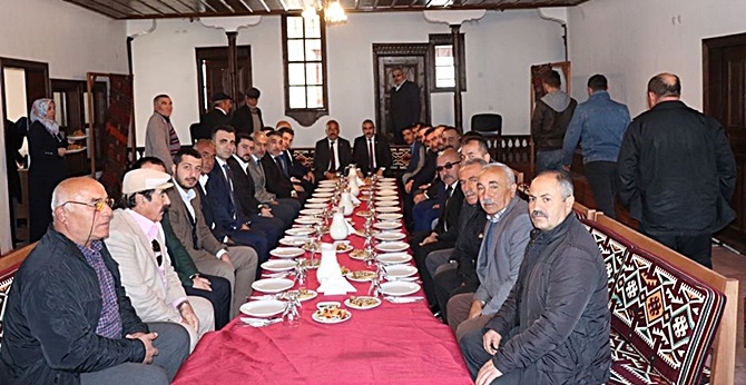 “İlçeye Yapılacak Yatırımlar Değerlendirildi”