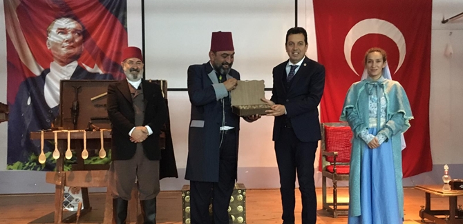 USTA Oğuzlar’da Sahnelendi