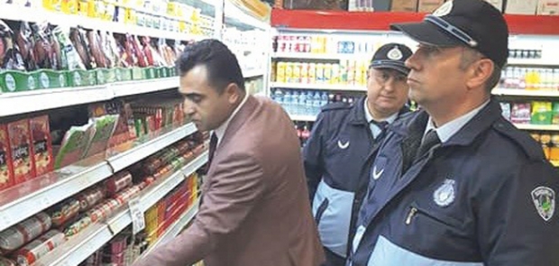 Zabıta Ekipleri Marketleri Denetledi
