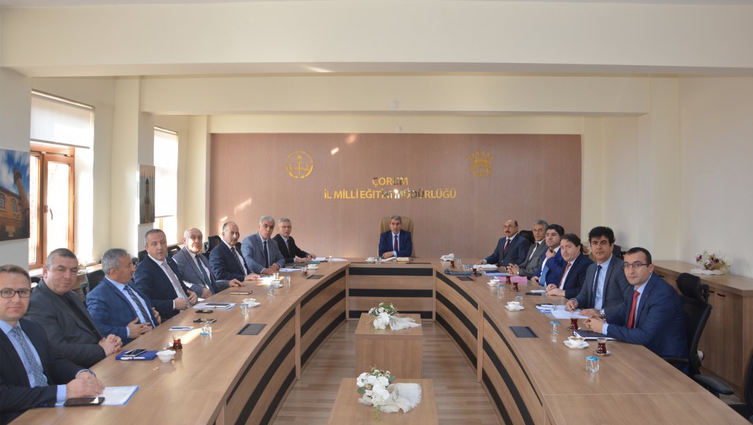 Milli Eğitim Müdürleri Toplandı