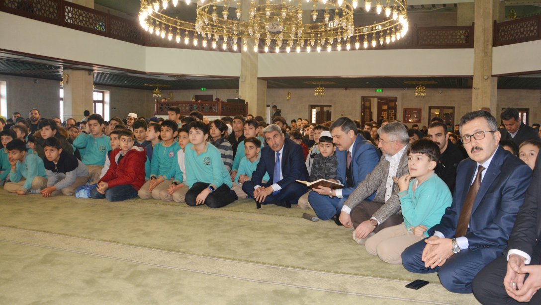 Hafızlık Yarışması Yapıldı