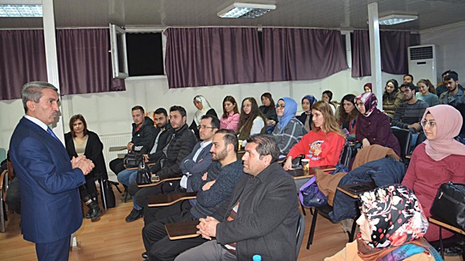 Aday Öğretmenlere Tavsiyelerde Bulundu