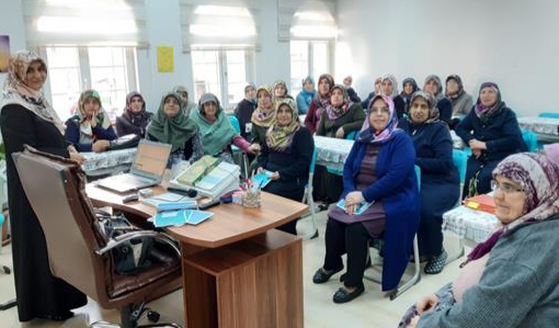 Kuran Kurslarına Yönelik Aile Seminerleri Başladı