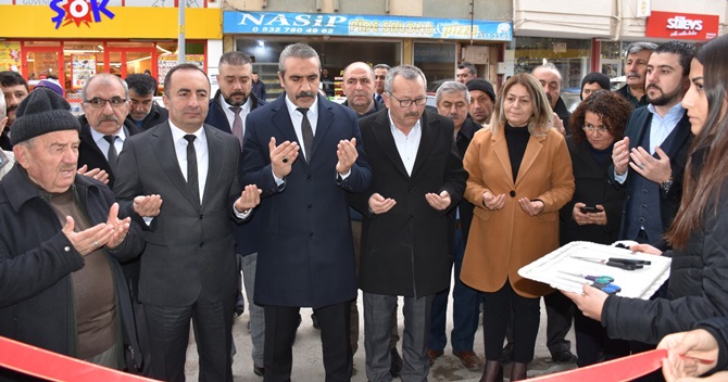 MHP’nin Dost Eller Pazarına Görkemli Açılış