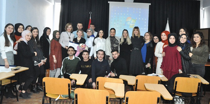 Sungurlu MYO’dan “Sağlıkta Yönetim” Paneli