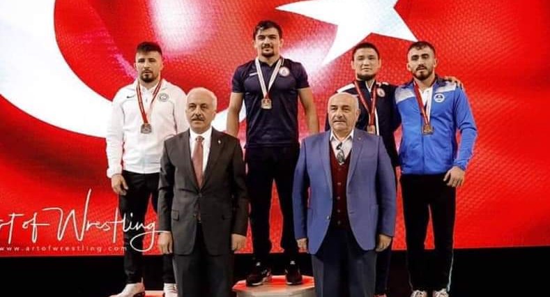 Güreşçilerimiz Tarih Yazıyor