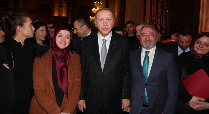 Aşgın, Cumhurbaşkanı İle Bir Araya Geldi