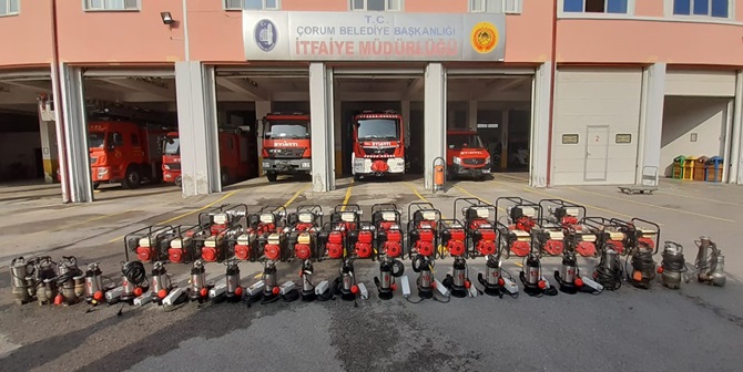İtfaiye Bünyesine 14 Dalgıç, 5 Benzinli Pompa