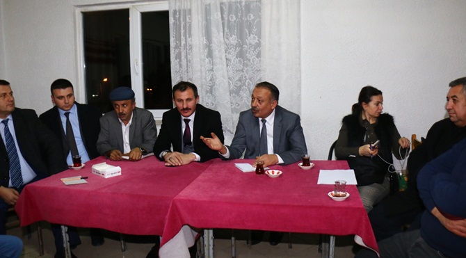 Sarı, Çiftçileri Dinlemeye Devam Ediyor