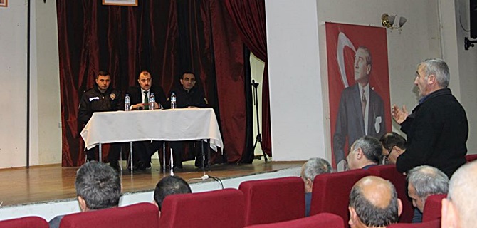 Bayat’ta, Muhtarlarla Buluşma Toplantısı Düzenlendi